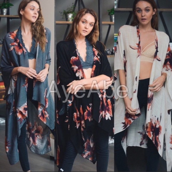 Accessories - New Floral print kimono wrap coverup